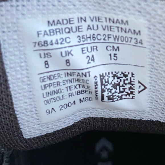 Converse Chuck All Black Mids - Picture 7 of 7